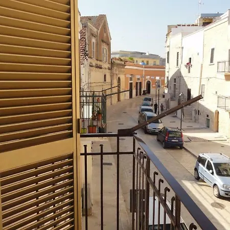 Casa Vacanze La Scalinata Bisceglie Exterior photo